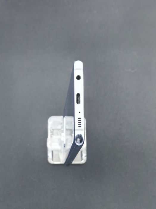 Samsung Galaxy S10 e  128 GB ID-afd620