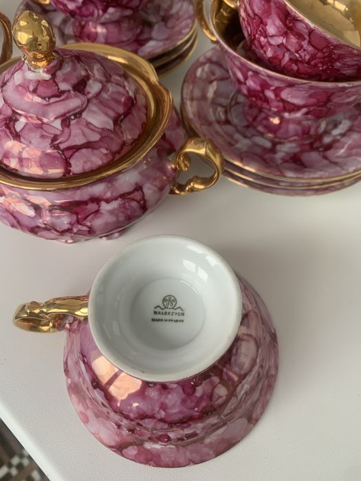 Чайный сервиз с золотом