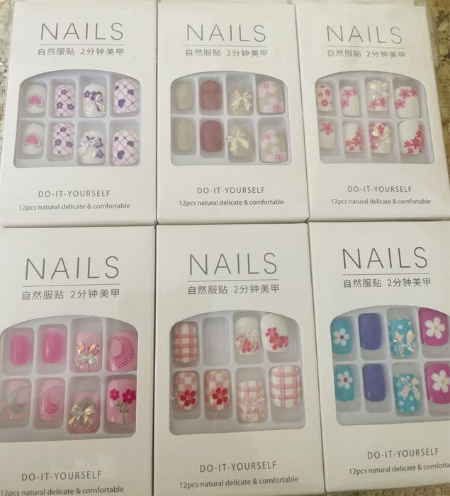 Накладные ногти с дизайном