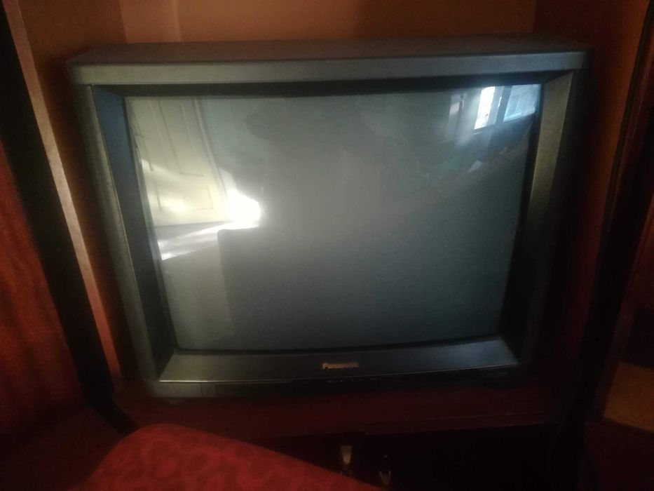 Телевизор Панасоник
