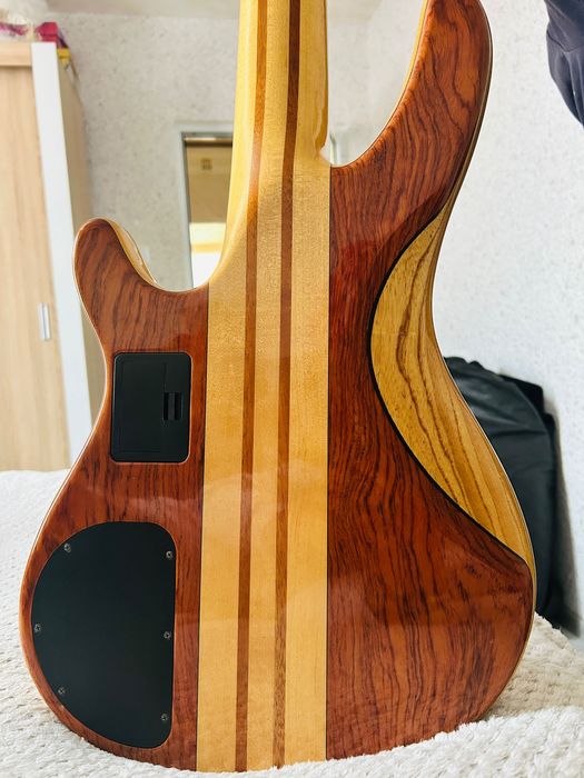 Бас китара Yamaha TRB5IIp