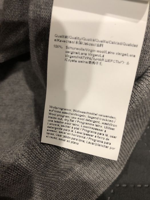 Pulovar autentic Hugo Boss L