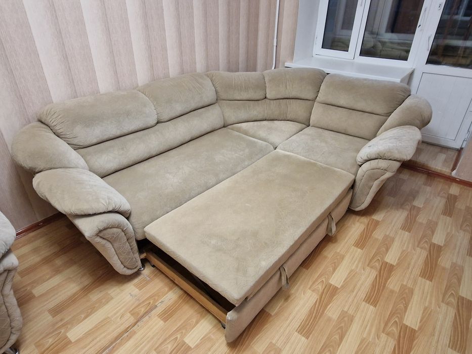 Диван угловой с креслом