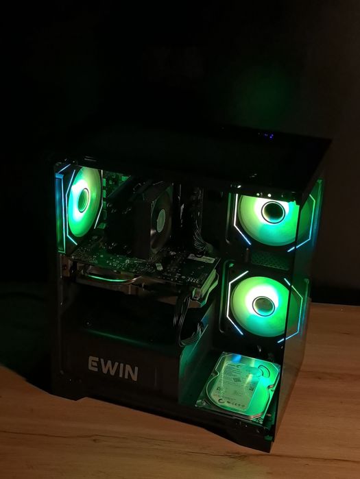 Игровой компьютер как i7 10700 /RX 580 8g/16 D4