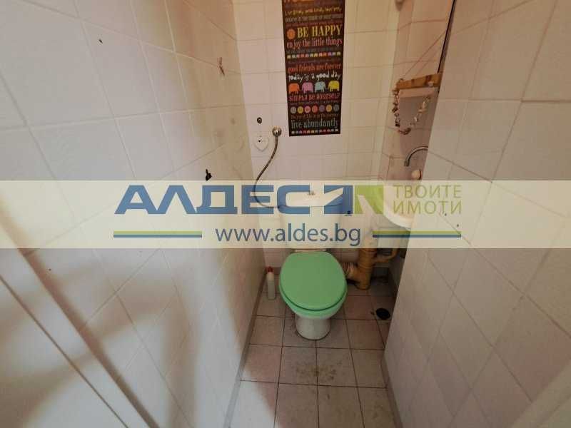 Продава се Тристаен апартамент в София, Център - 72 кв.м за 3723 €/кв.м - Снимка #14