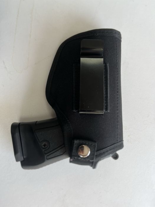 Кобури за пистолет