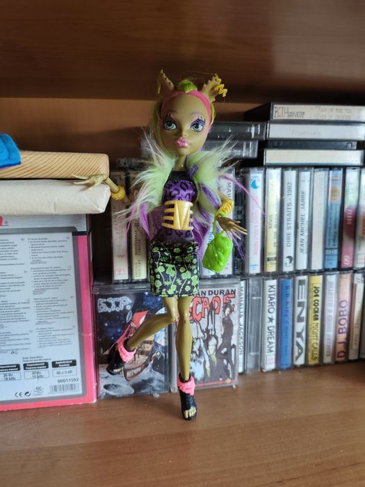 Monster high Clawvenus, монстър хай кукла кловинъс
