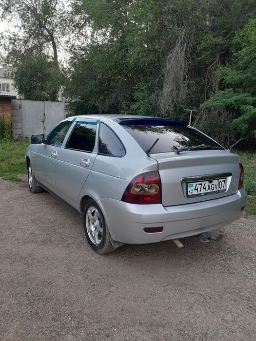 Лада приора 2012
