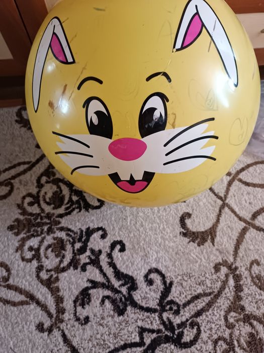 Продам мячик попрыгун