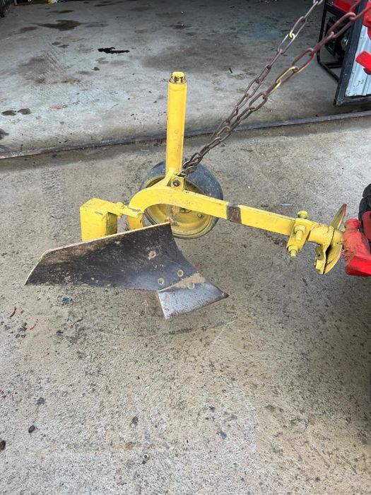 Vand tractoras gutbrod 15 cp pe benzina