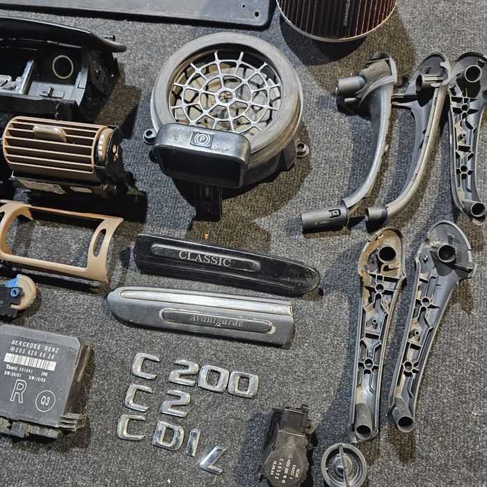 piese mercedes-benz w203