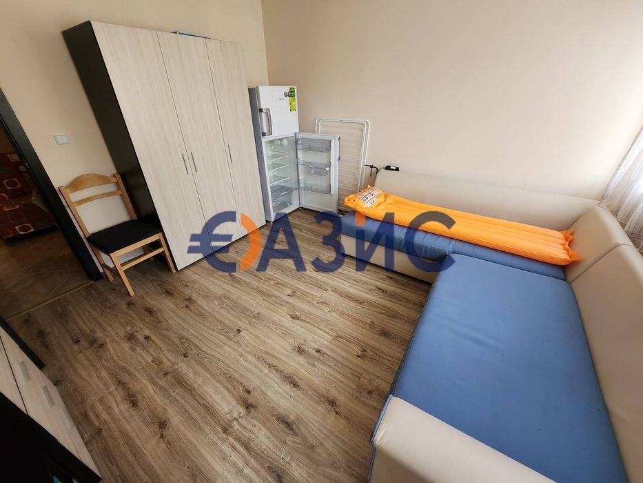 Продава се Двустаен апартамент в к.к. Слънчев бряг - 51 кв.м за 1216 €/кв.м - Снимка #6
