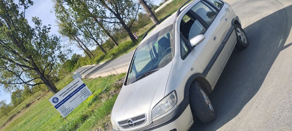 Vind opel zafira 7 locuri