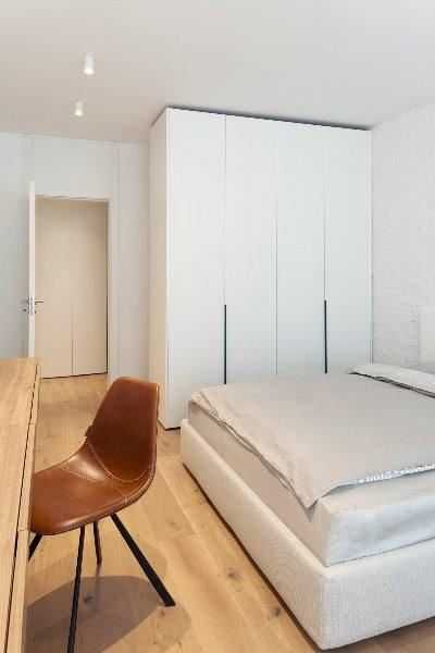 Продава се Тристаен апартамент в София, Слатина - 99 кв.м за 1526 €/кв.м - Снимка #2