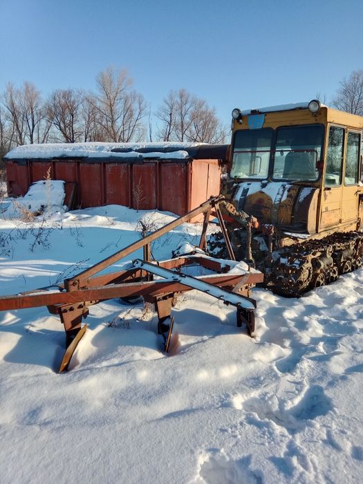 Трактор ДТ-75 1991года