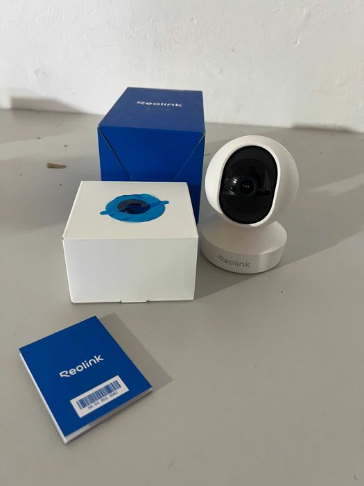 Reolink E1 4MP 2K - Camera de supraveghere WiFi interior, 360 grade, Auto-Tracking