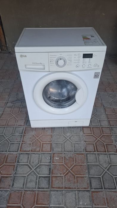 Продоётся стиралная машинка LG