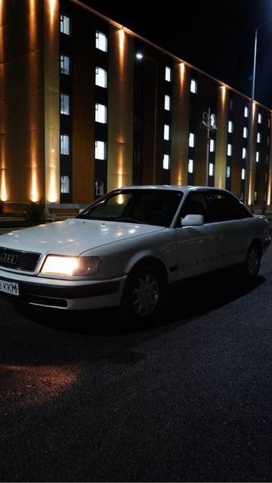 Ауди 100 с4 сатылады.