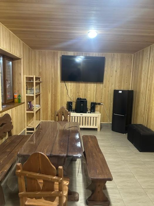 Баня на дровах с караоке купелью
