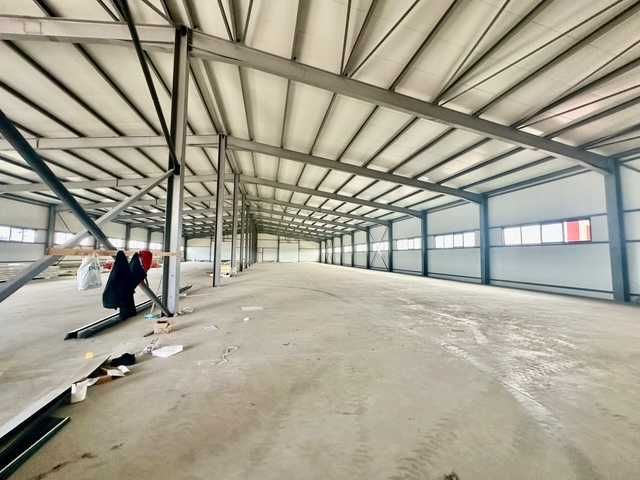 Продава се Промишлена сграда в София, Обеля - 2040 кв.м за 1200 €/кв.м - Снимка #1