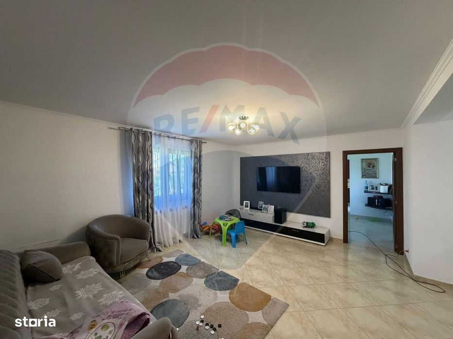 Vila cocheta cu 3 camere de vânzare