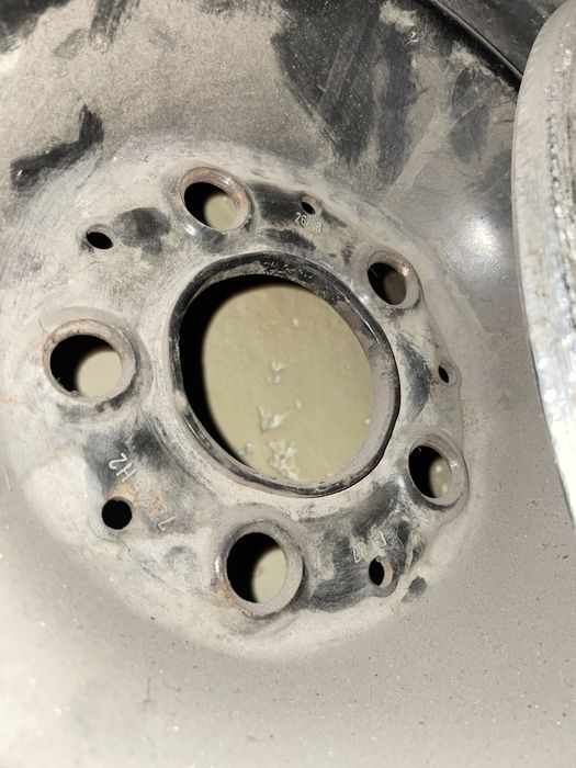 Диски 2шт на мерседес р15