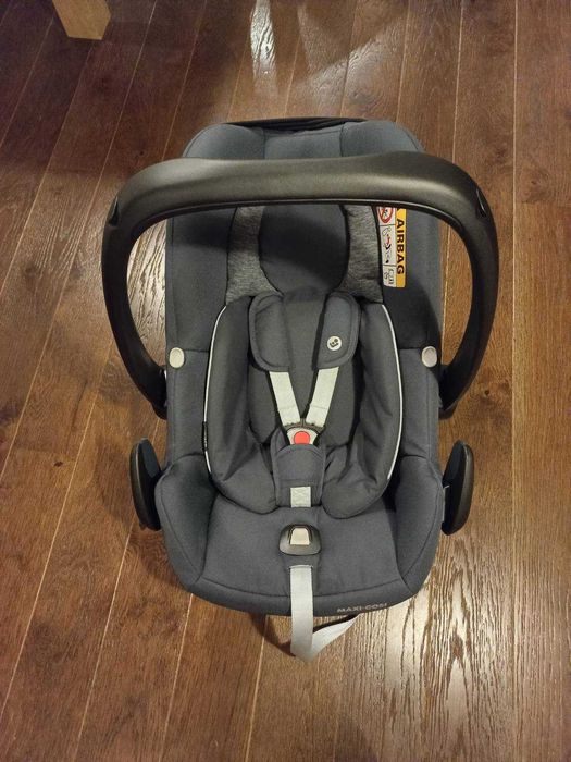 Maxi-Cosi Rock СТОЛ ЗА КОЛА 0-13кг