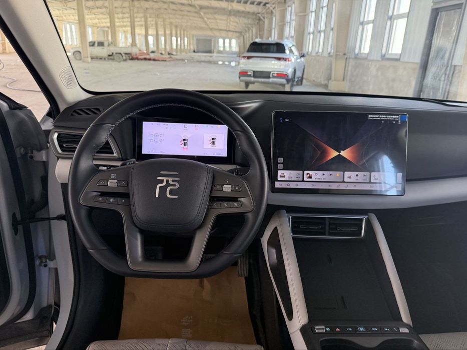 BYD YUAN UP Full 4POZITSIYA yilli 2025