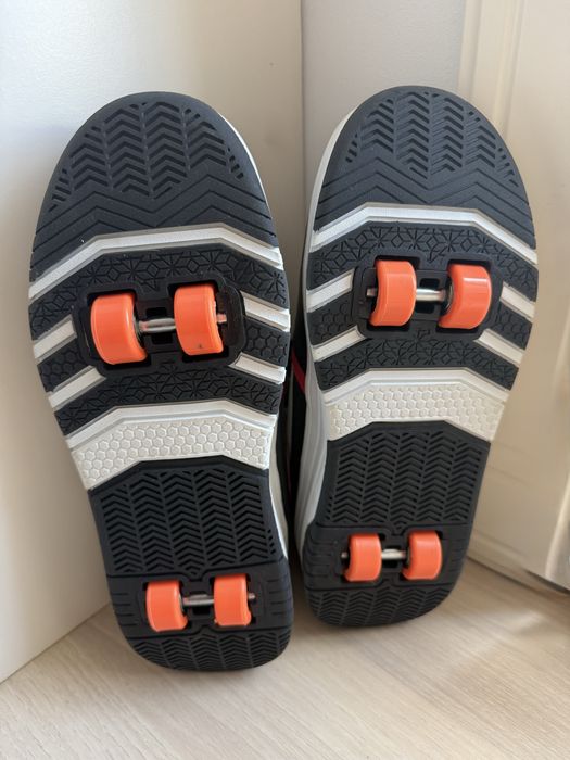Adidasi role
