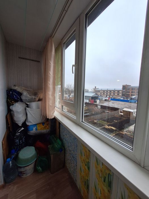 Продам 3 комнатную квартиру район .