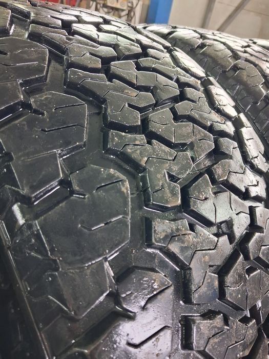Комплект резины 285х60х18