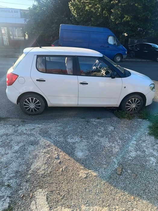 SKODA FABIA 2 (2010)