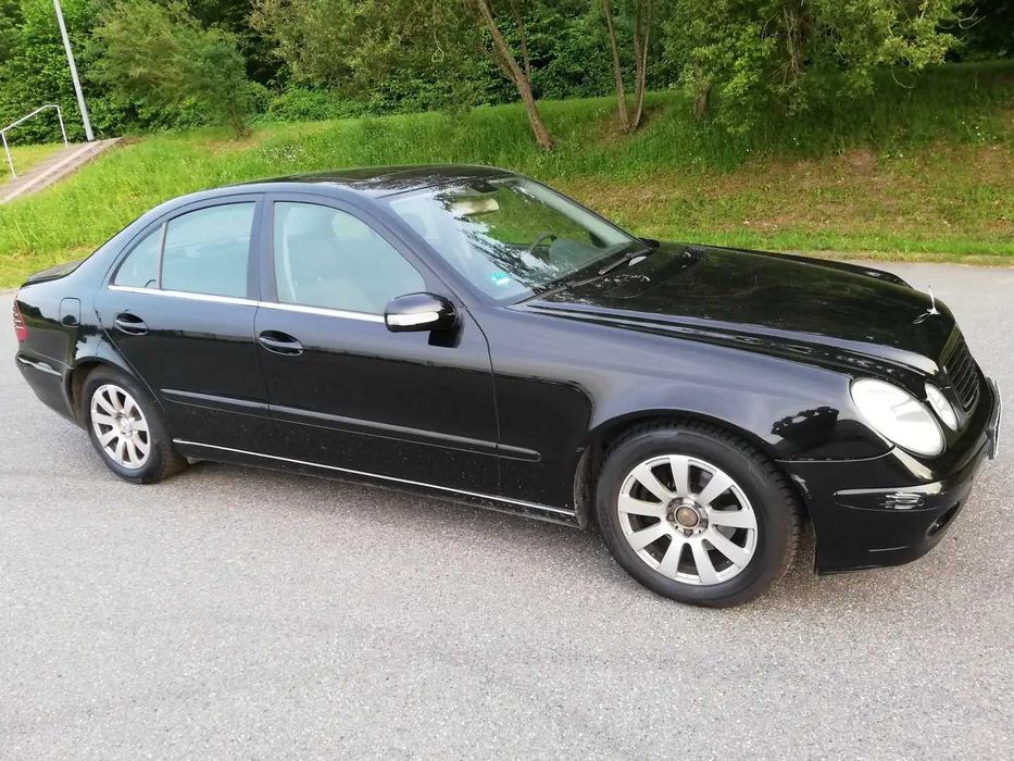 Mercedes-Benz W211 270cdi 177к.с. седан автомат се продава на части