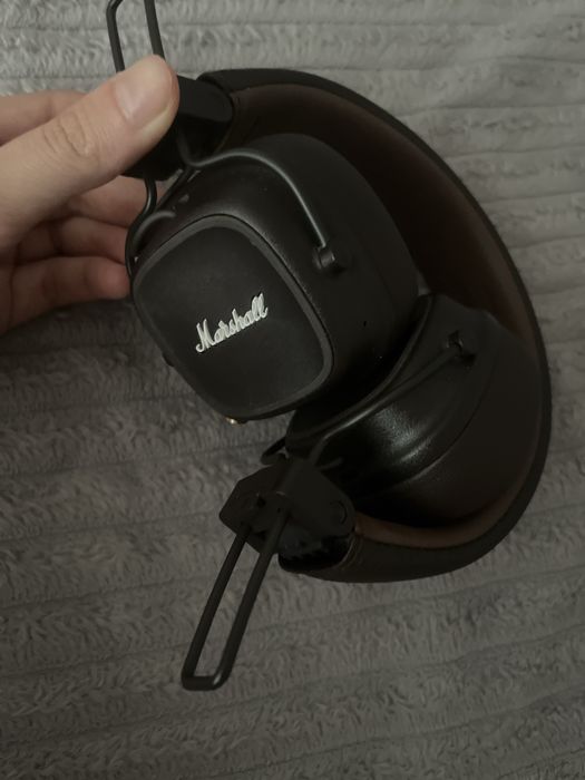 Наушники Marshall 4