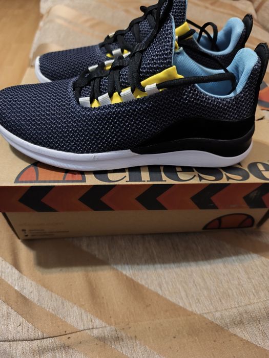 Adidași mărime 40 -Usori,comozi