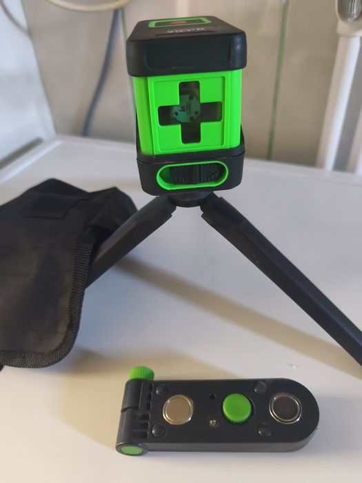 Motocoasă benzina 2 T/4,76 cp/ nivela laser/ cutii depozitare drujba flex