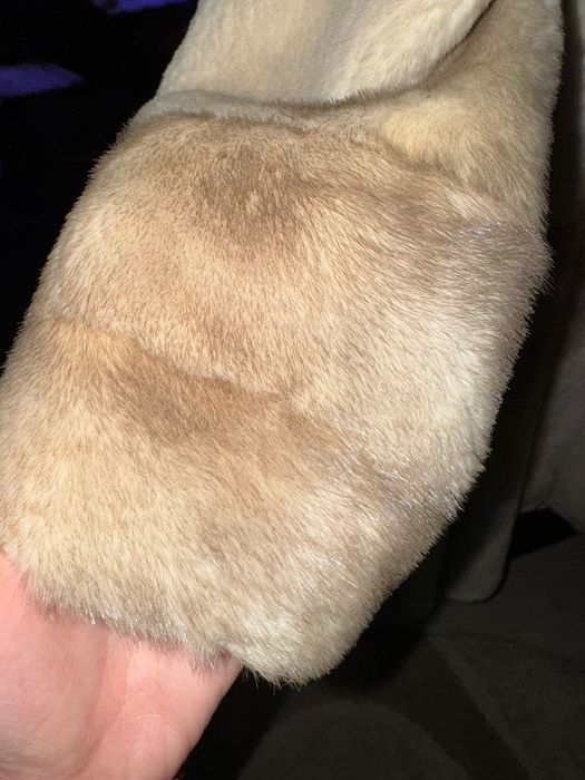 Продам норковые шубы
