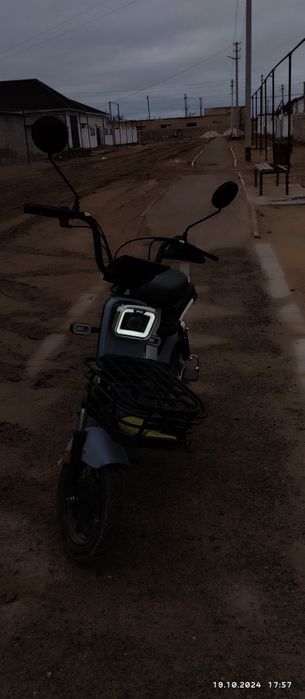 Срочно скутер за 100к покупал за 150к