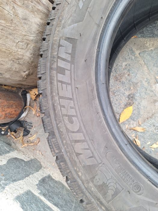 7mm! 235 60 16 Michelin alpin latitude