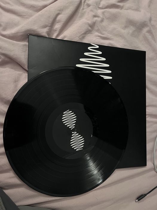 пластинка arctic monkeys СРОЧНО ТОРГ