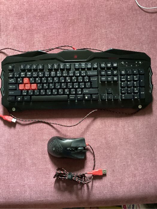Клавиатура и мышь Bloody