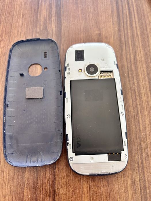 Curier 5 lei nokia 3310 si C2 cu taste, dual sim, limba romana