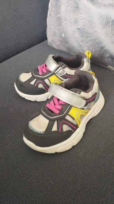 Кросовки для девочки