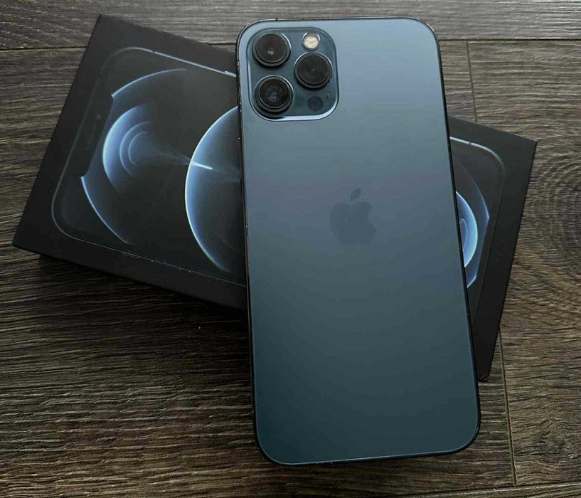 Vand 12 Pro Max Pacific Blue 128 GB in stare foarte buna