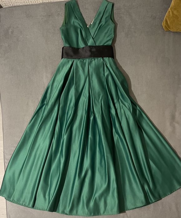 Платье вечернее