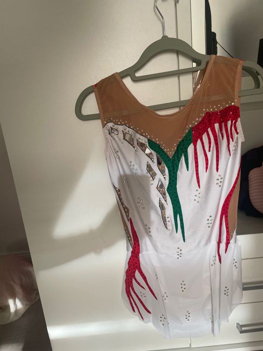 Нови Трика за художествена гимнастика 158-172