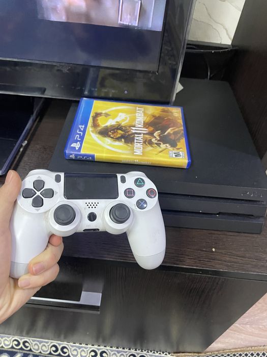 Пс4 про с дисками