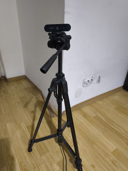 Camera web Logitech Brio 4K cu trepied reglabil