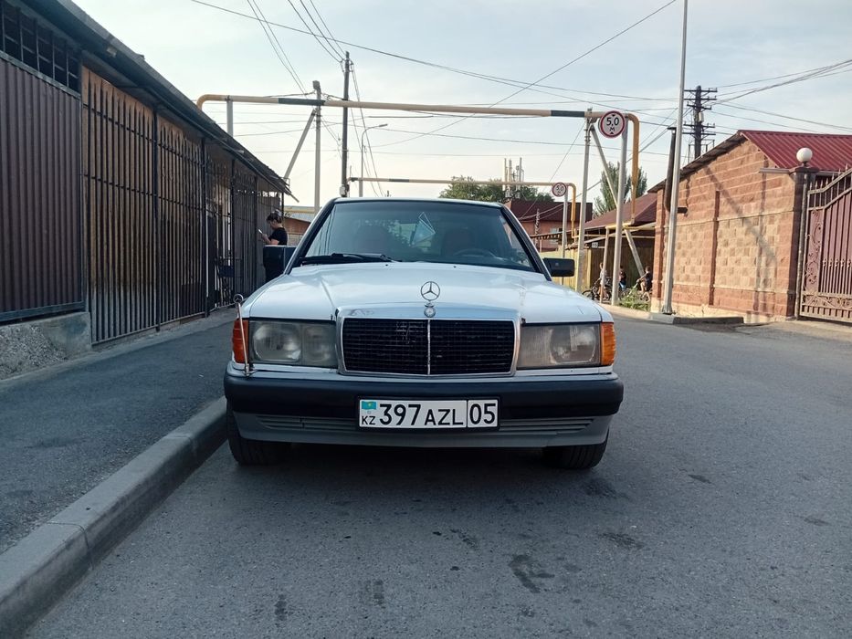 Мерседес 190 обем 2