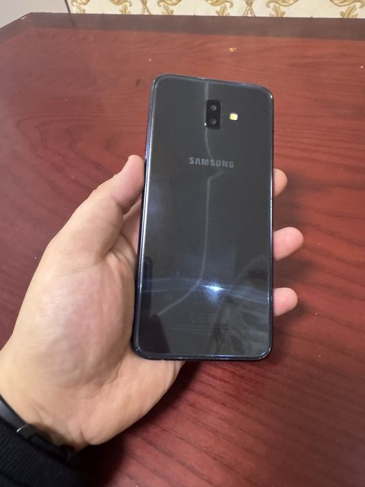 Samsung Galaxy J6+